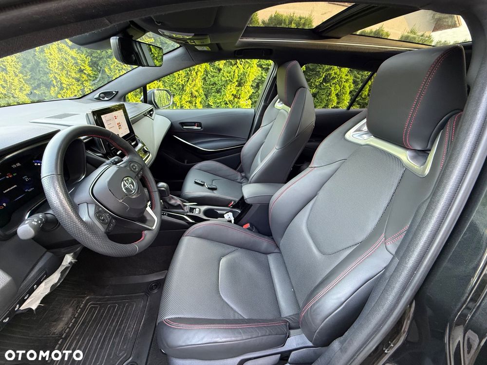 Toyota Corolla 2.0 Hybrid GR Sport - 22