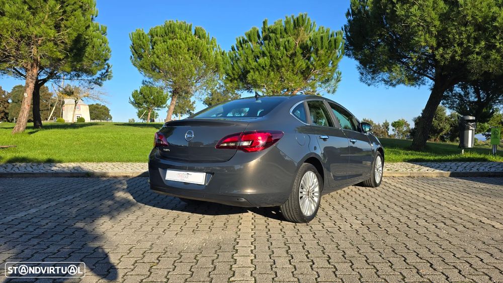 Opel Astra 1.7 CDTI Cosmo Start/Stop - 4