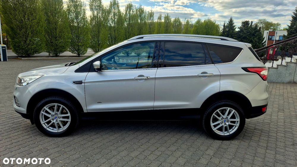 Ford Kuga 2.0 TDCi 4WD Titanium - 4