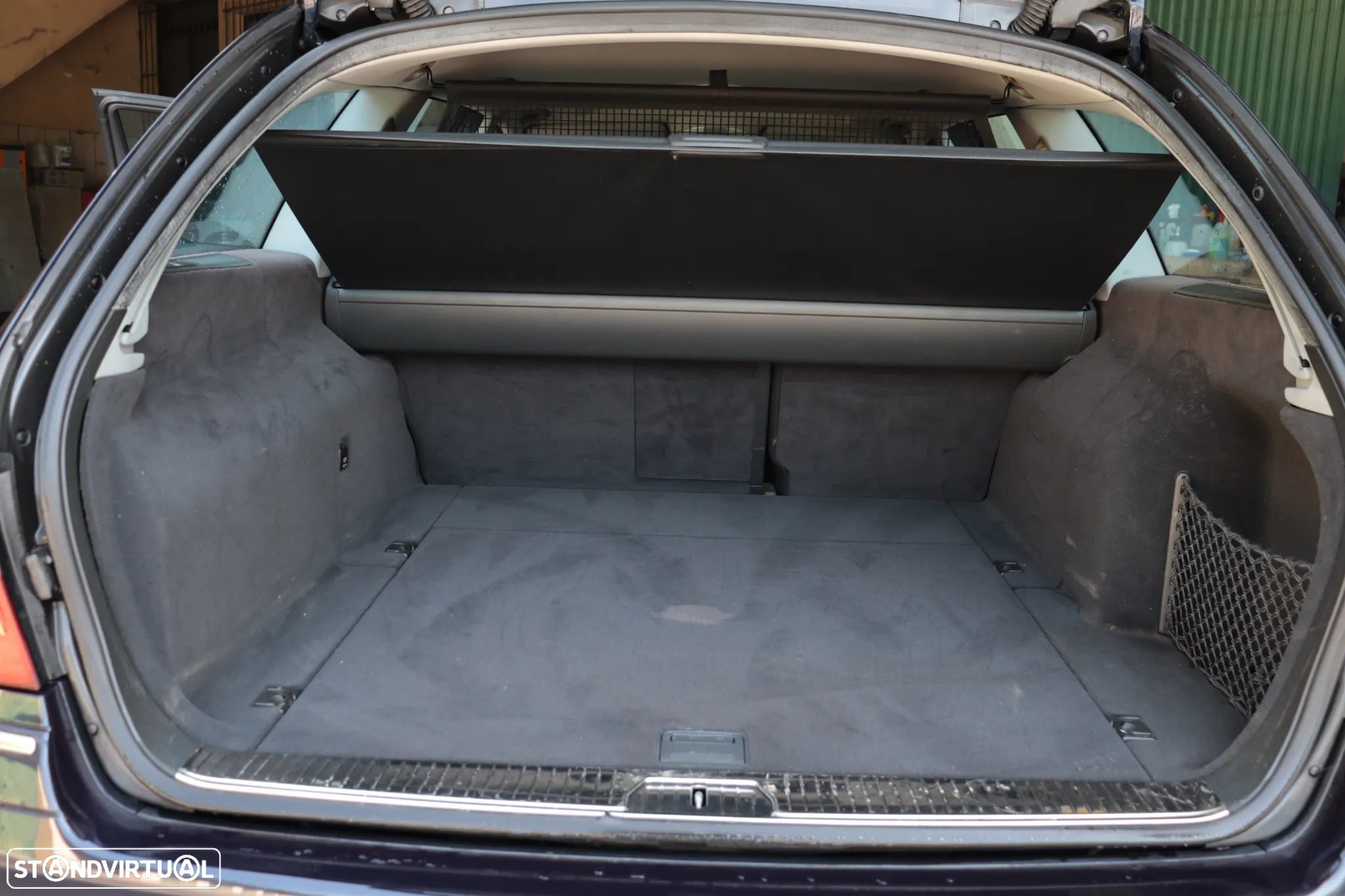 Mercedes-Benz E 220 CDi Avantgarde Aut. - 27