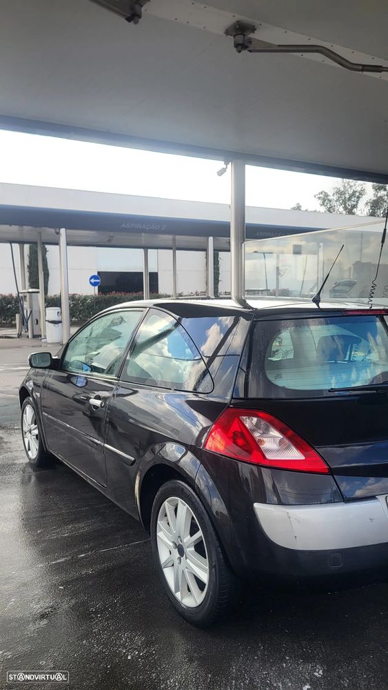 Renault Mégane 1.5 dCi Dynamique - 5