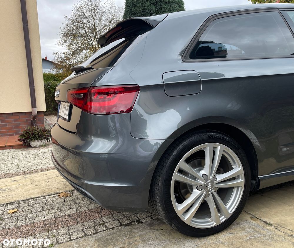 Audi A3 ver-1-8-tfsi-quattro-s-tronic-s-line-sportpaket - 14