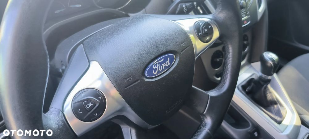 Ford Focus 1.6 Trend - 11