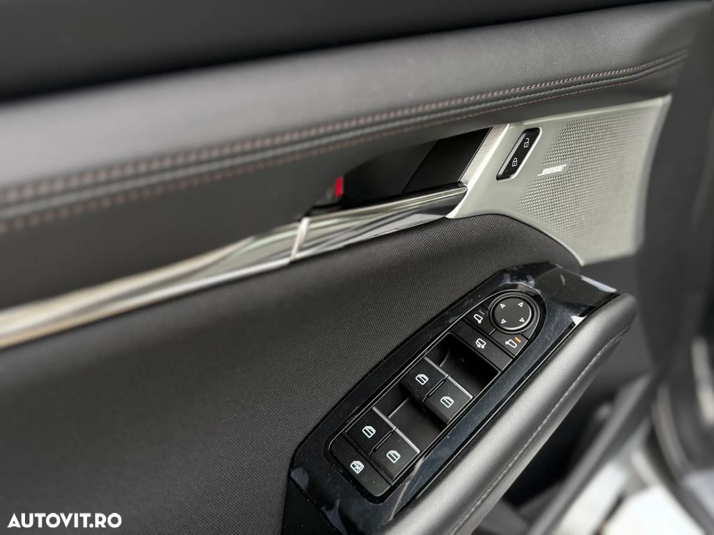 Mazda 3 e-SKYACTIV-X 186 M HYBRID Aut. CENTRE-LINE - 14