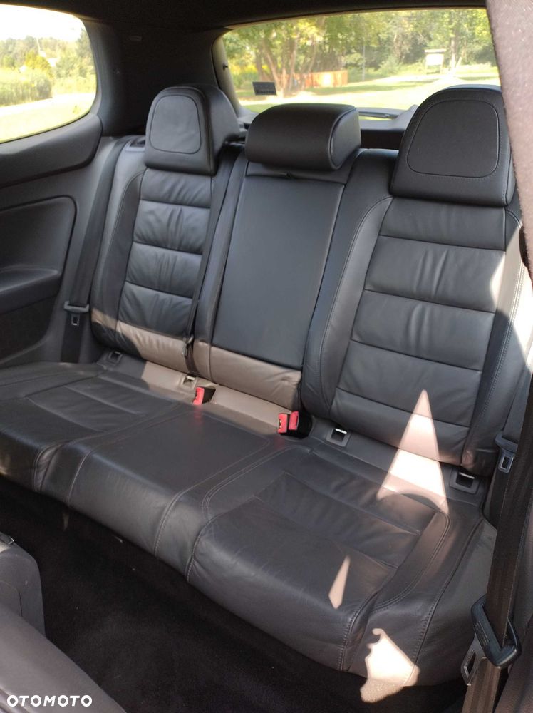 Volkswagen Golf - 4