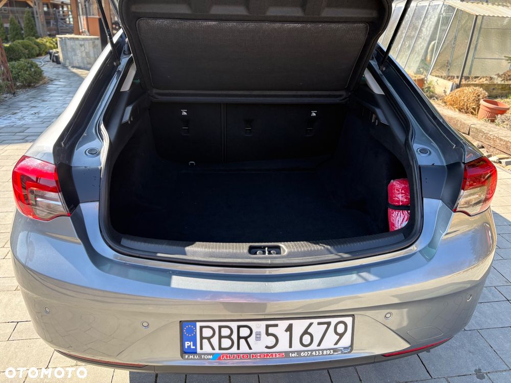 Opel Insignia - 14