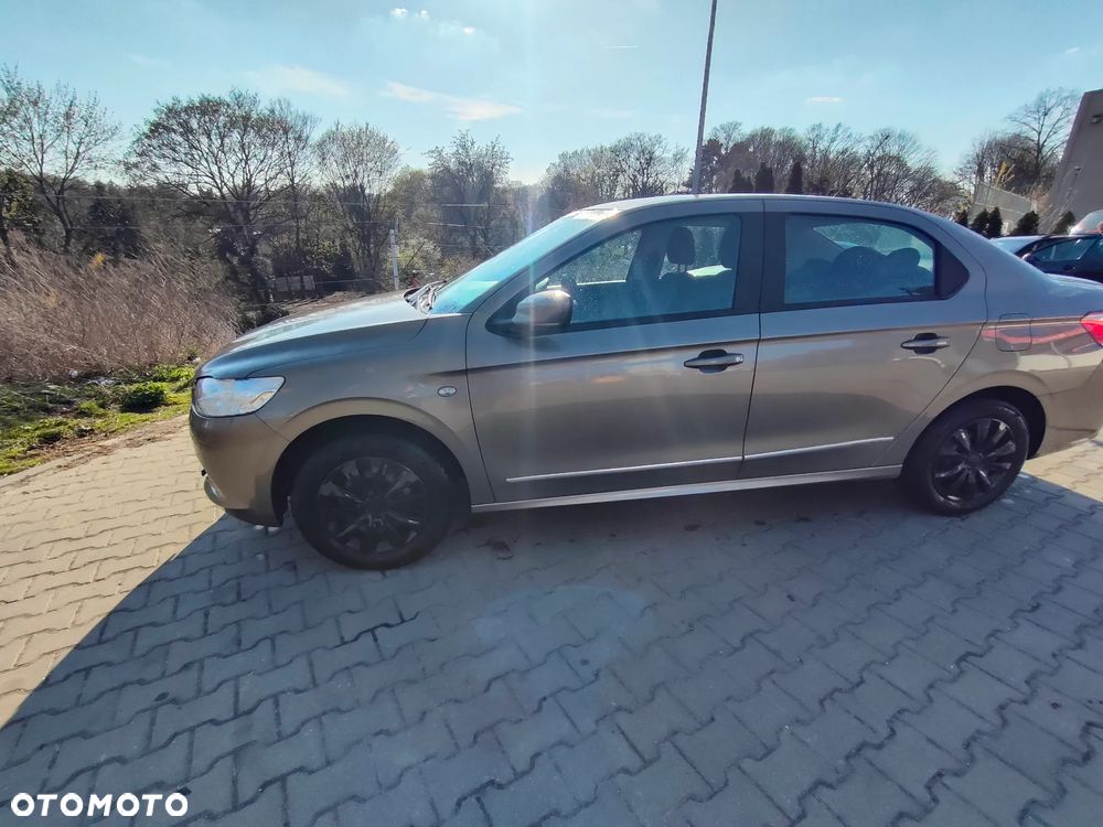 Peugeot 301 1.2 Pure Tech Active - 16