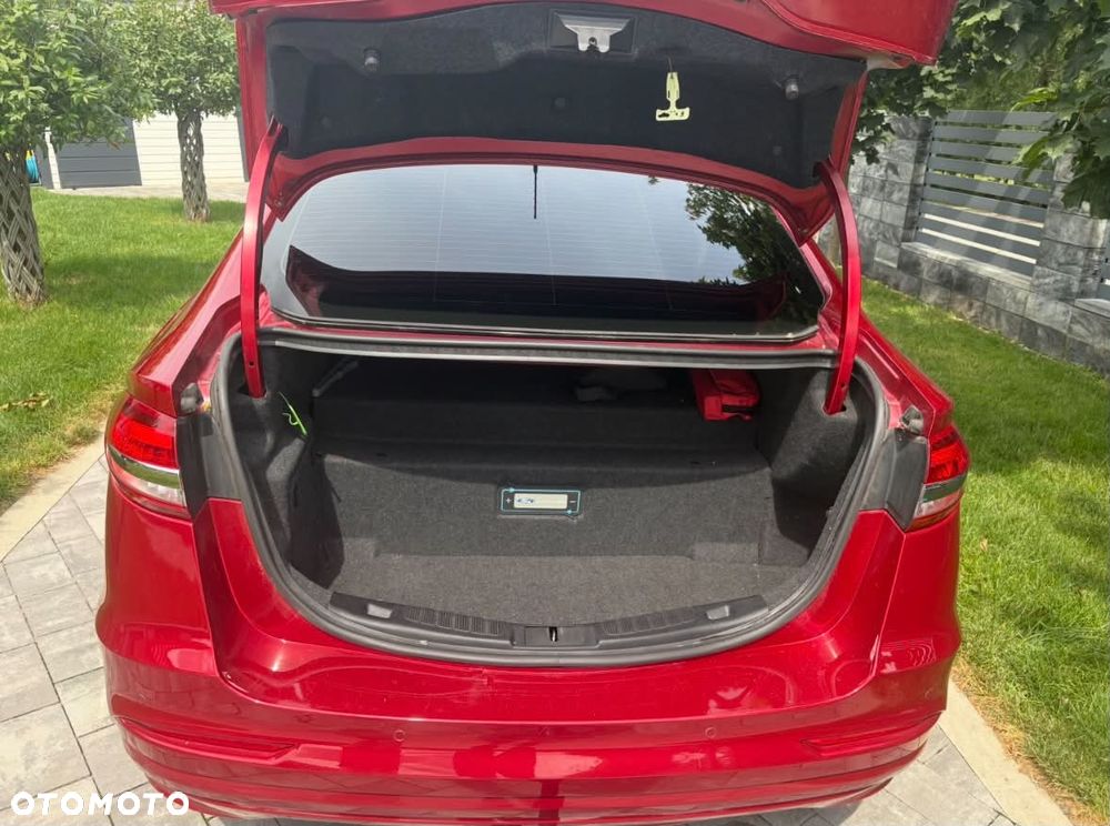 Ford Fusion - 5