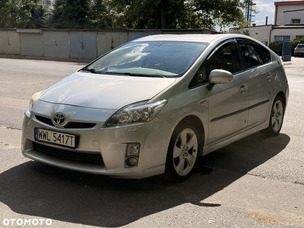 Toyota Prius 1.8 HSD Prestige - 7
