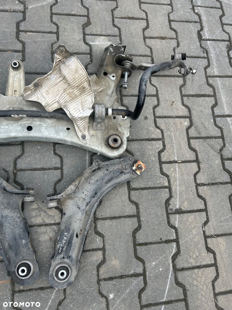 Renault Kangoo III 2013- kołyska sanki wózek trawers wahacze - 2