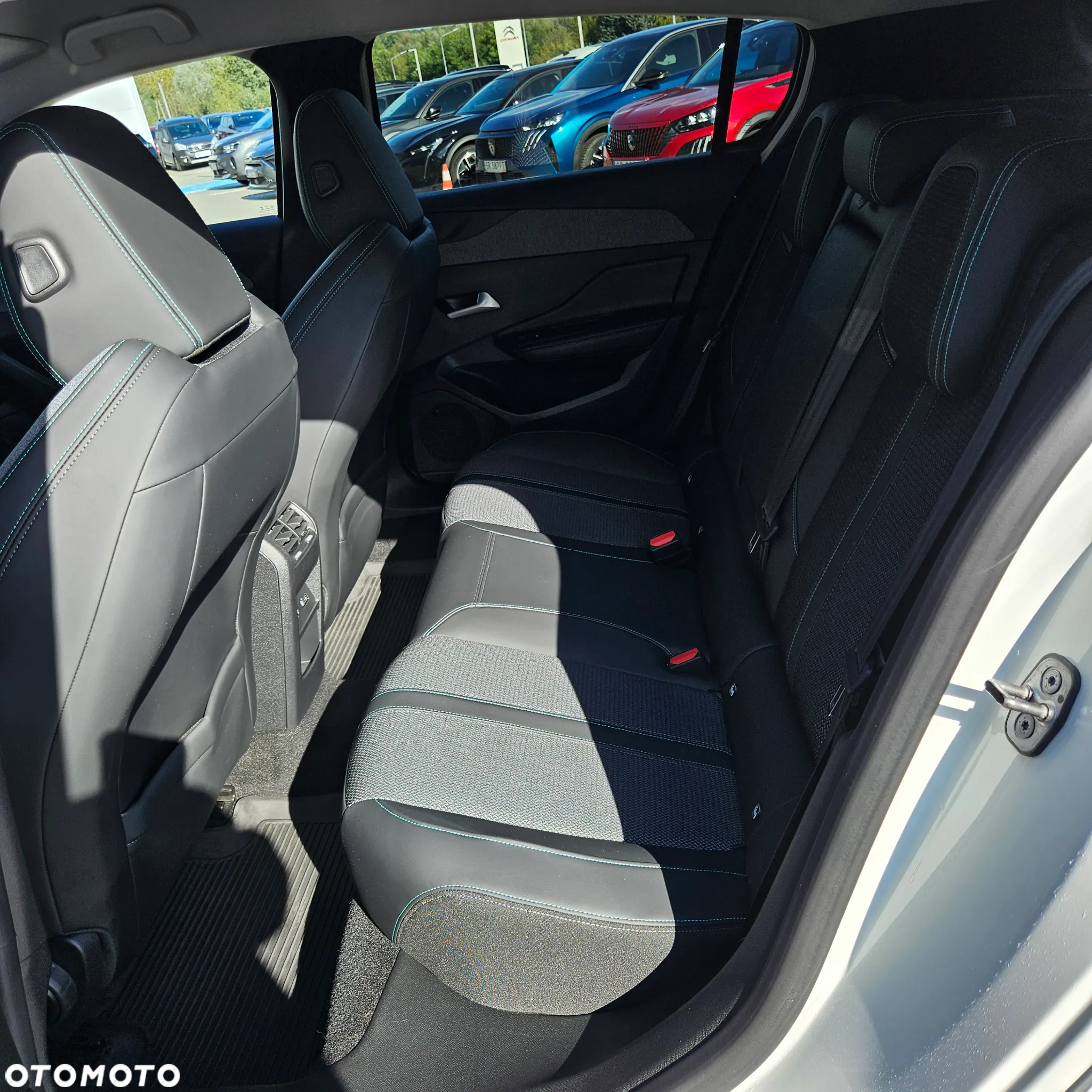 Peugeot 308 1.2 PureTech Allure Pack S&S EAT8 - 18