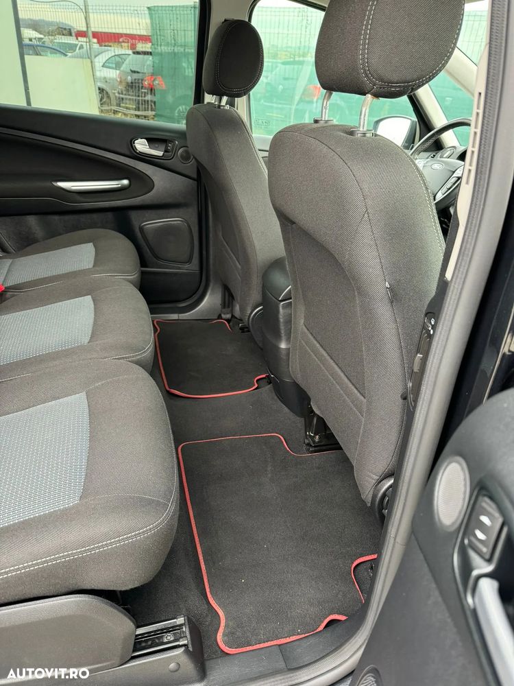 Ford S-Max 2.0 TDCi Powershift Titanium - 26