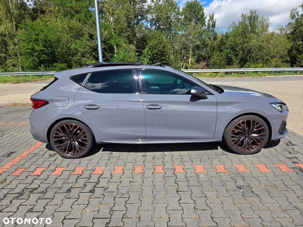 Cupra Leon 2.0 TSI DSG - 4