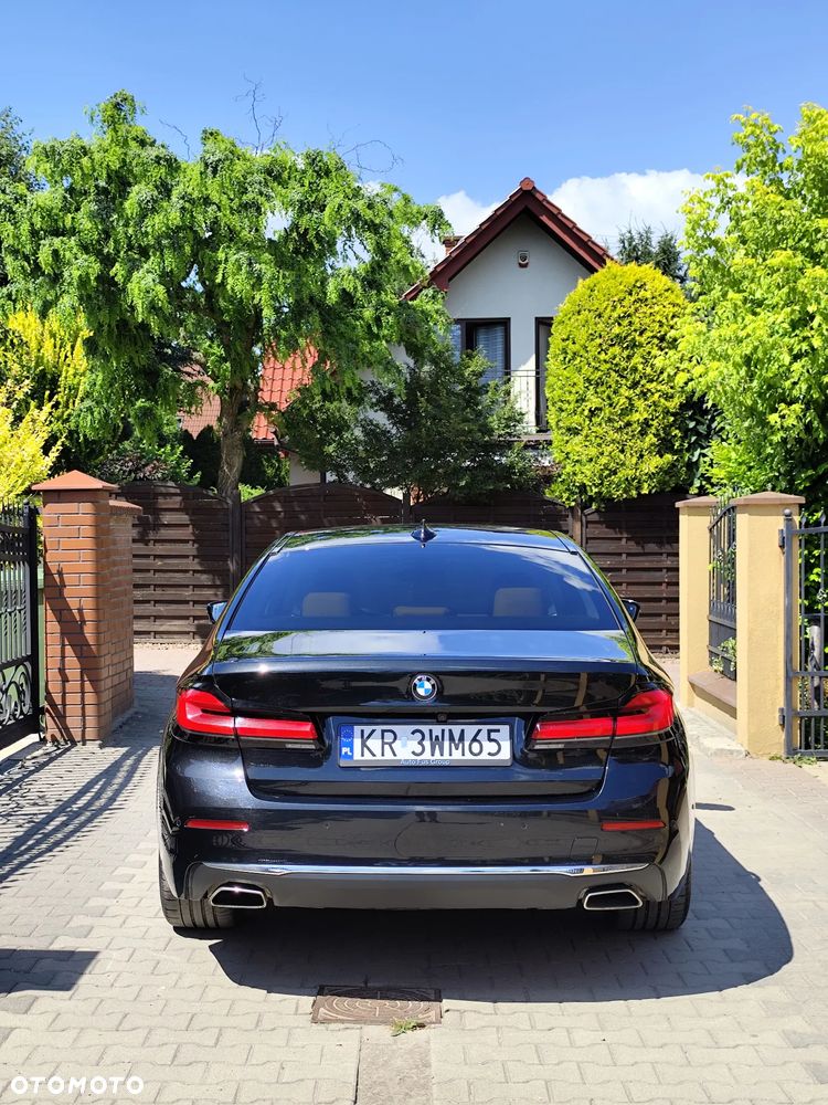 BMW Seria 5 530i GPF xDrive Luxury Line - 7