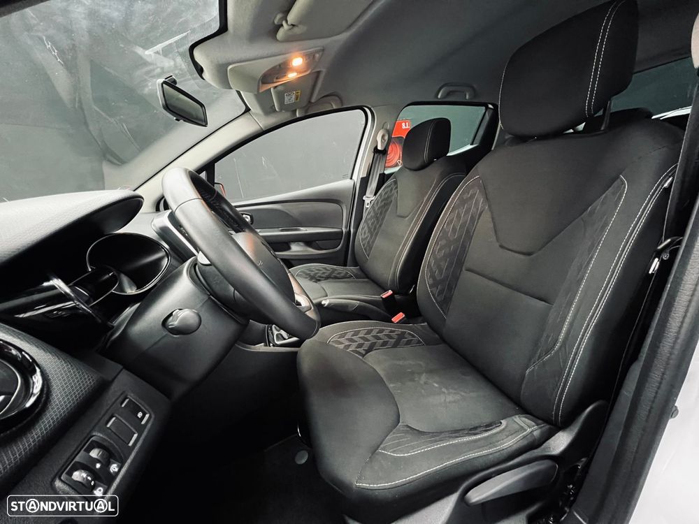 Renault Clio 0.9 TCe Limited Bi-Fuel - 23