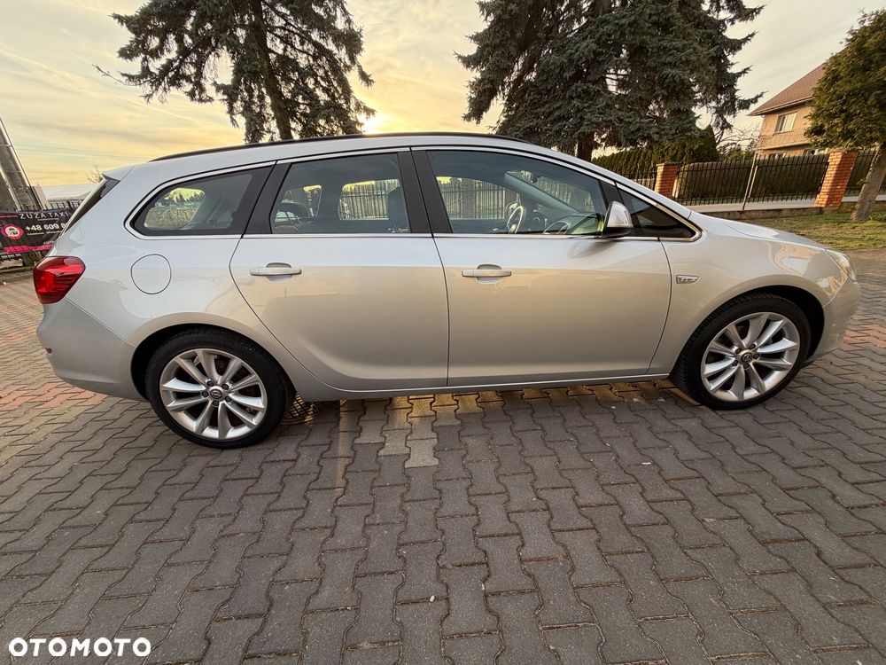 Opel Astra 1.6 Turbo Edition - 16
