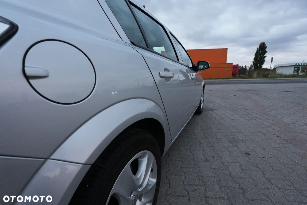 Opel Astra - 12