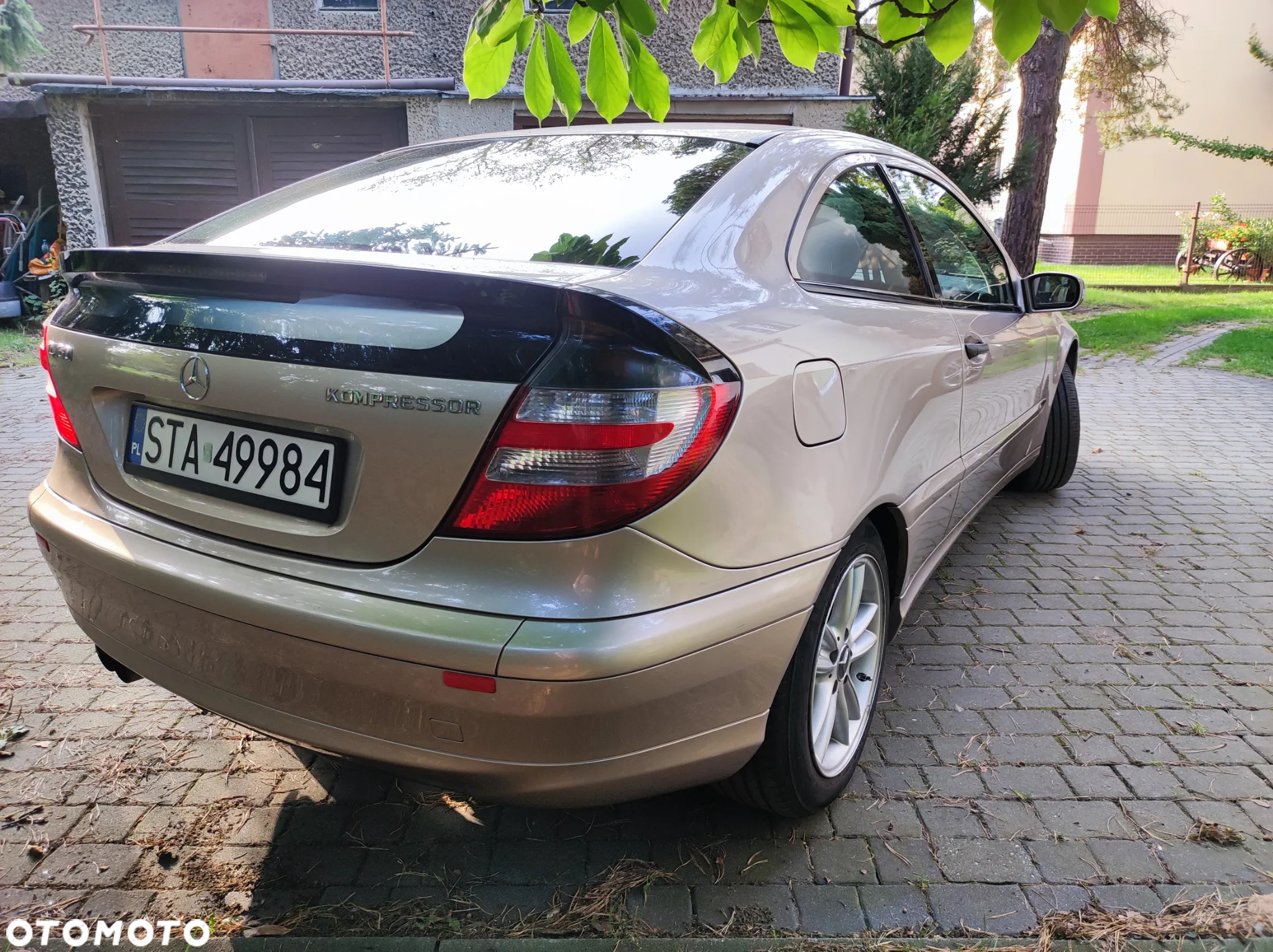 Mercedes-Benz Klasa C 180 Kompressor Sportcoupe - 4
