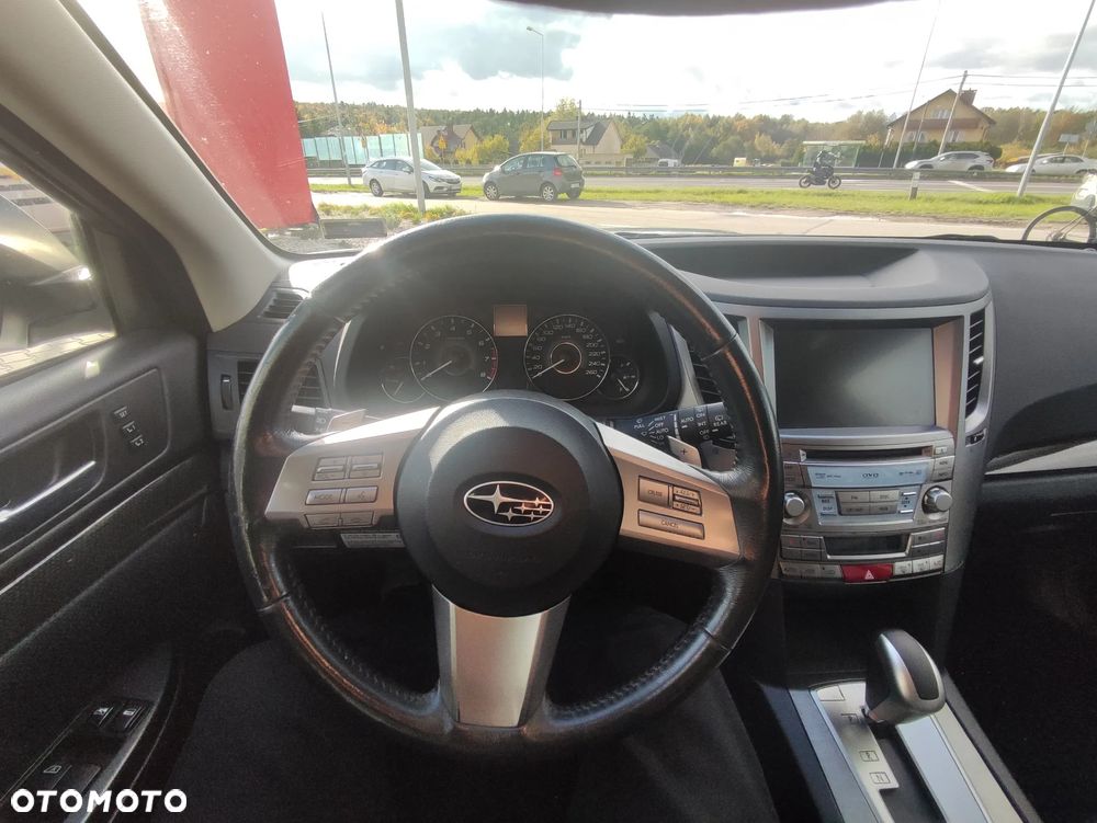 Subaru Legacy 2.5i GT - 15