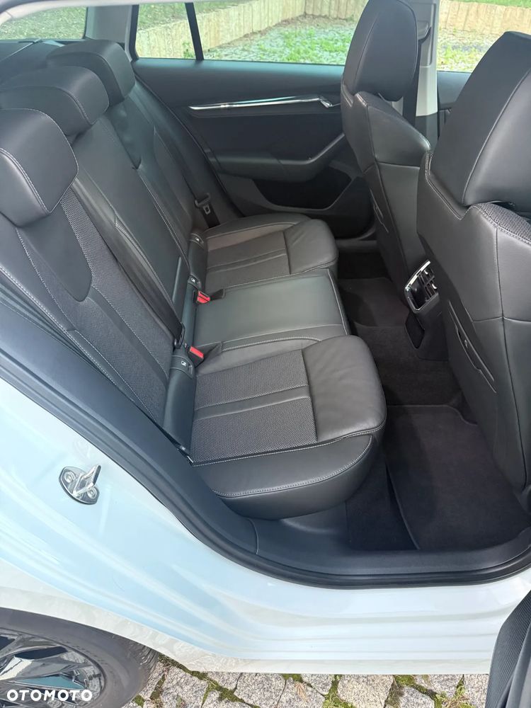 Skoda Octavia 2.0 TDI DSG Style - 15