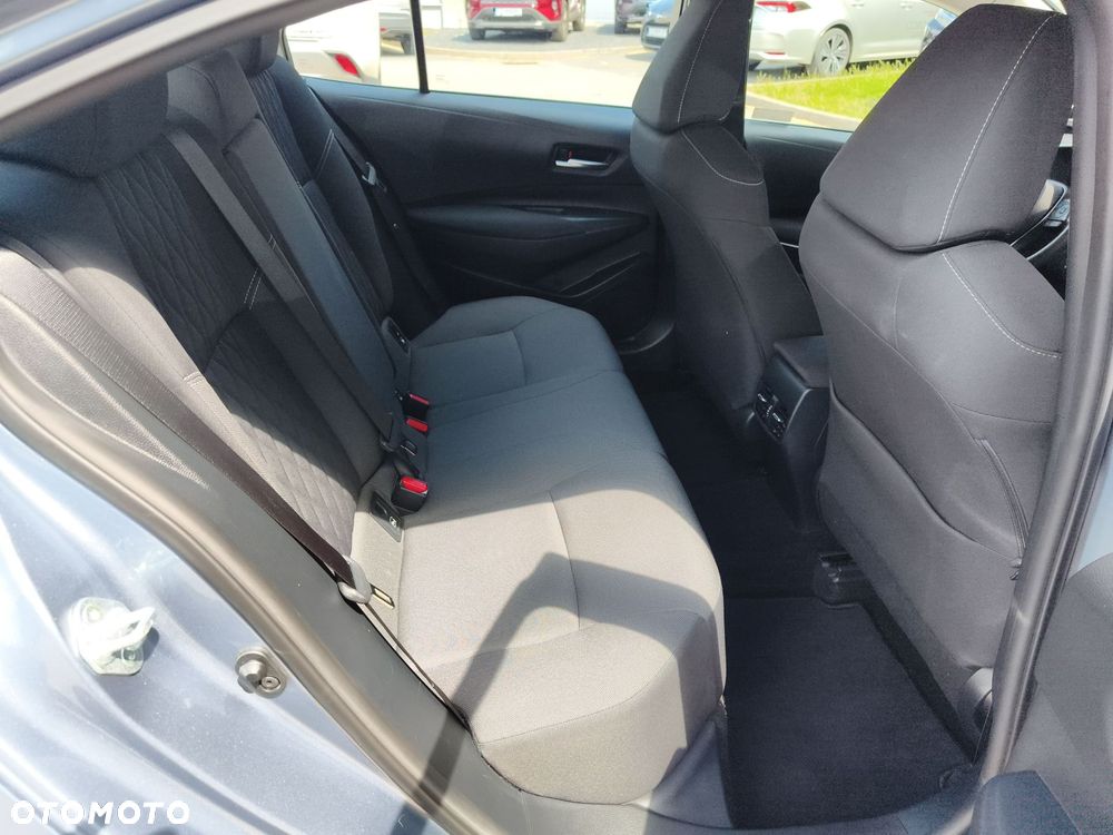 Toyota Corolla - 10