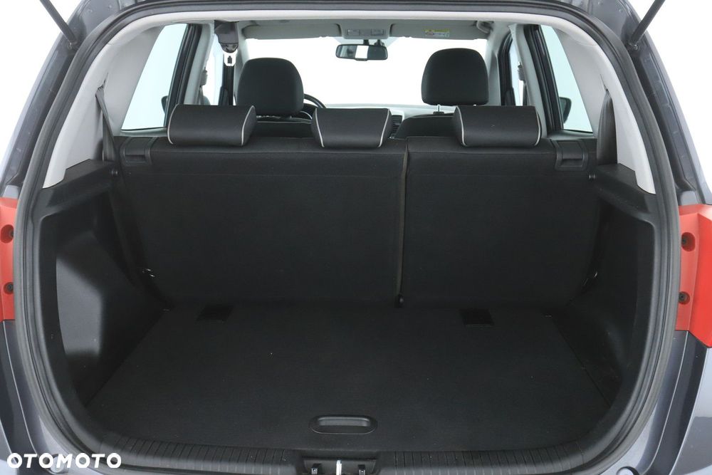 Kia Venga - 27