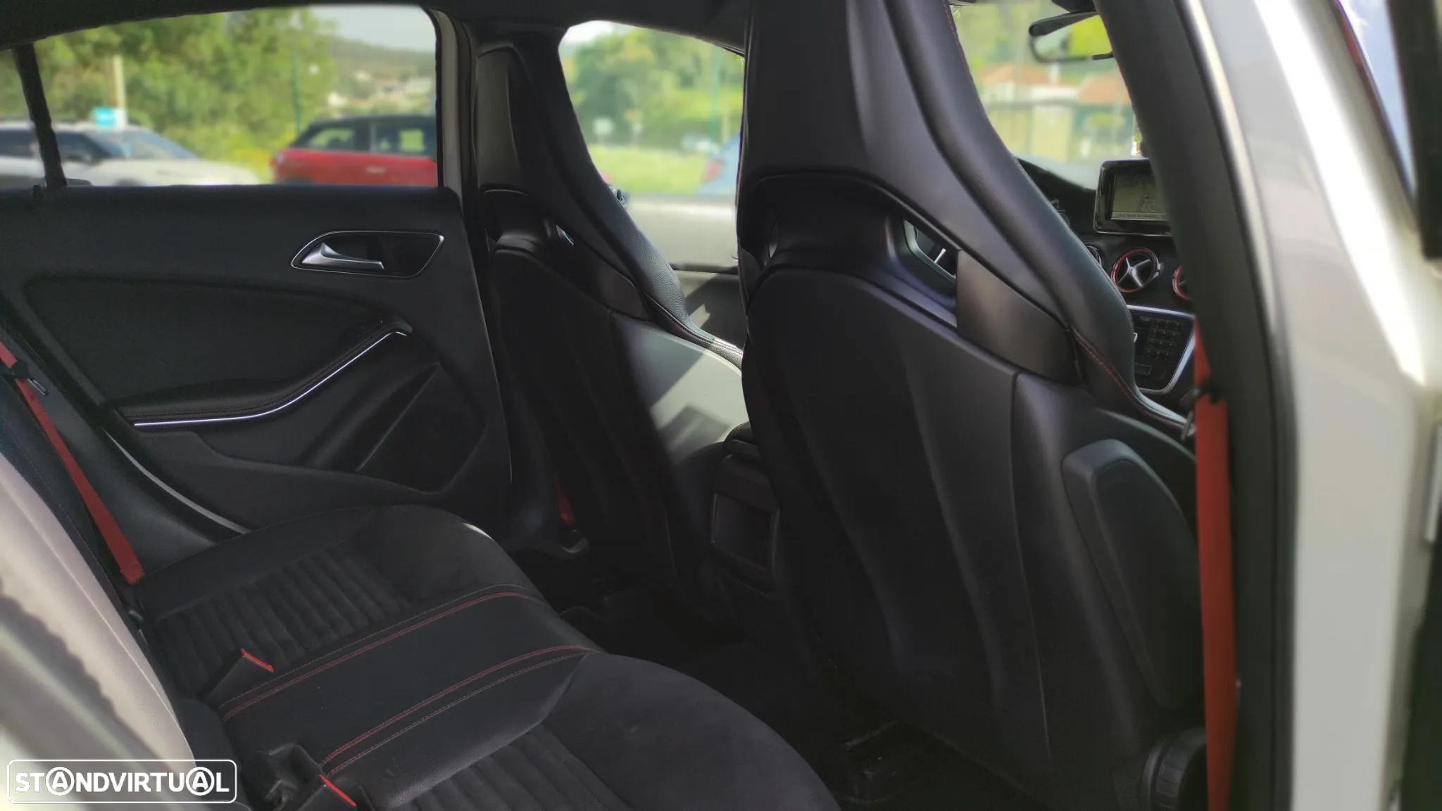 Mercedes-Benz A 45 AMG 4Matic Speedshift 7G-DCT - 20