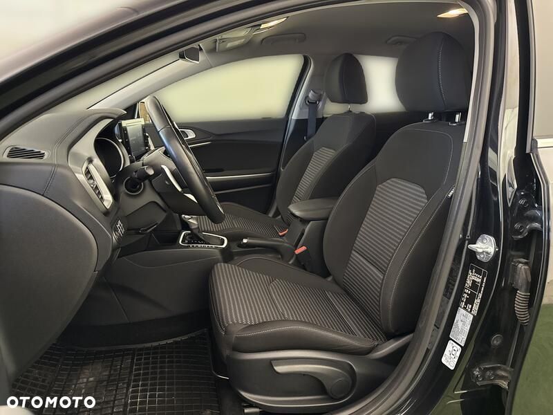 Kia XCeed 1.5 T-GDI M DCT - 11