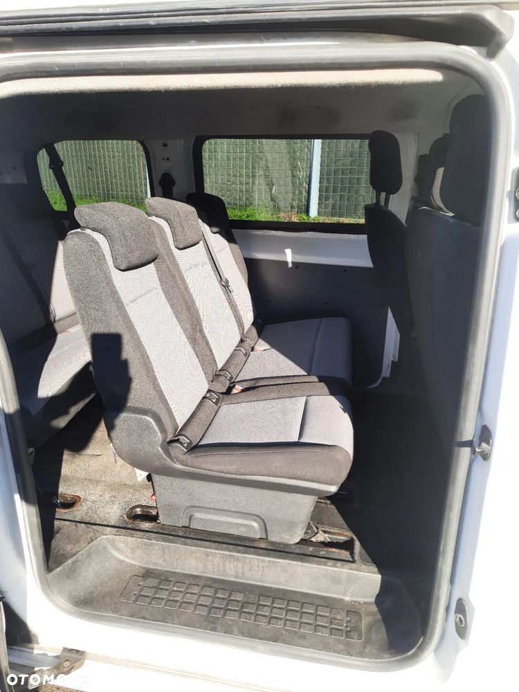 Peugeot Traveller 1.6 BlueHDi Compact Allure - 11