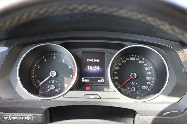 VW Tiguan 1.5 TSI Confortline DSG - 19