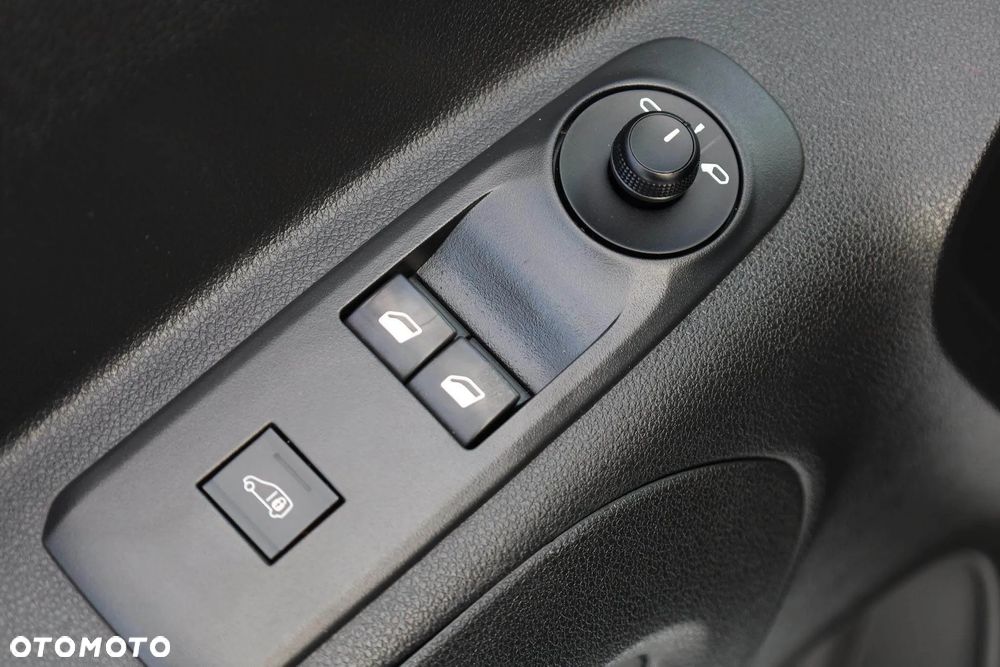 Toyota PROACE CITY - 21