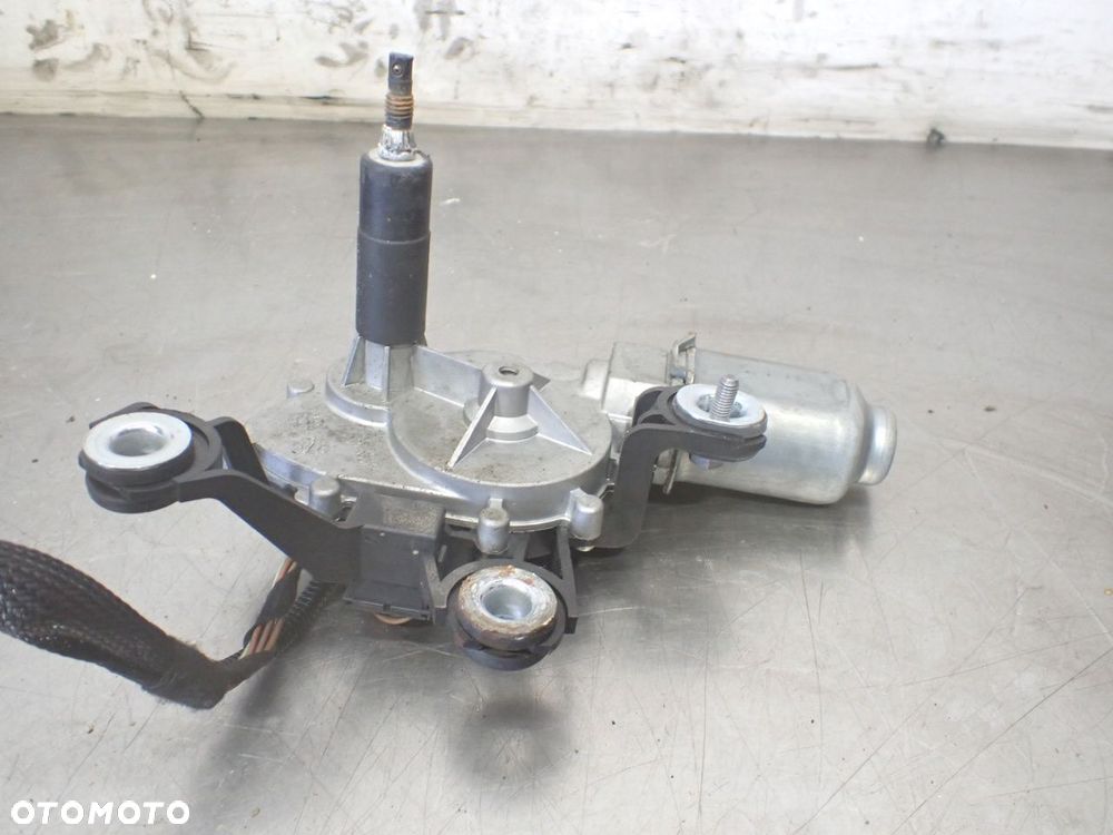 SILNICZEK WYCIERACZKI TYLNEJ SKODA FABIA II 1.4MPI 5J7955711A - 3