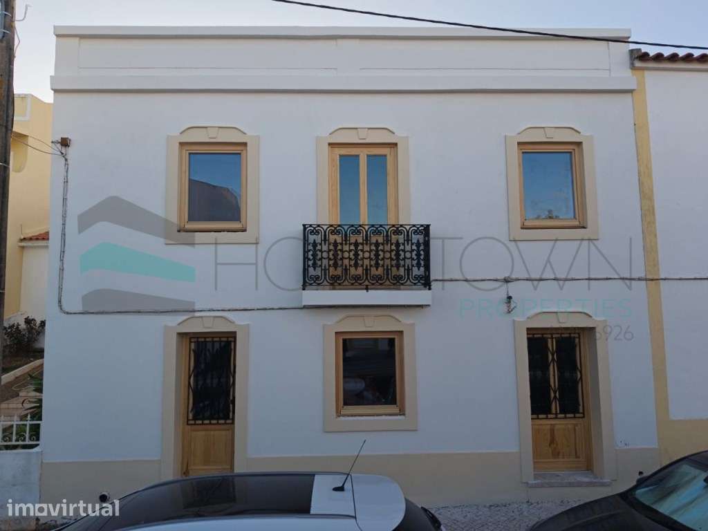 Casa geminada V5 em renovação - Armação de pera - Grande imagem: 2/51