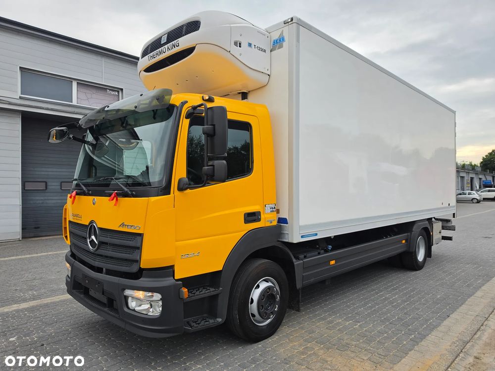 Mercedes-Benz Atego 1324 Chłodnia 6,40 m + Winda 1500 kg | 223 tys. km | zadbany  EURO 6 - 32