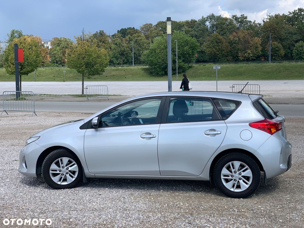 Toyota Auris 1.6 Active - 3
