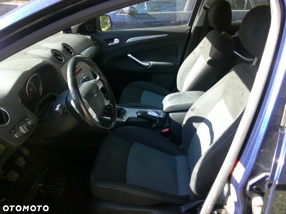 Ford Mondeo - 11