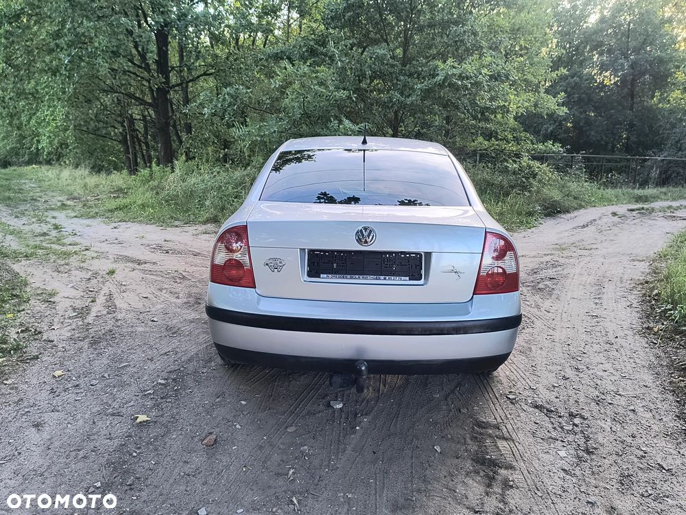Volkswagen Passat - 5