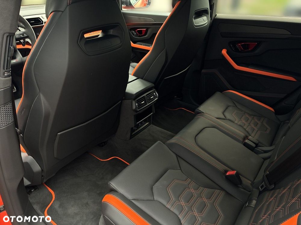 Lamborghini Urus - 19