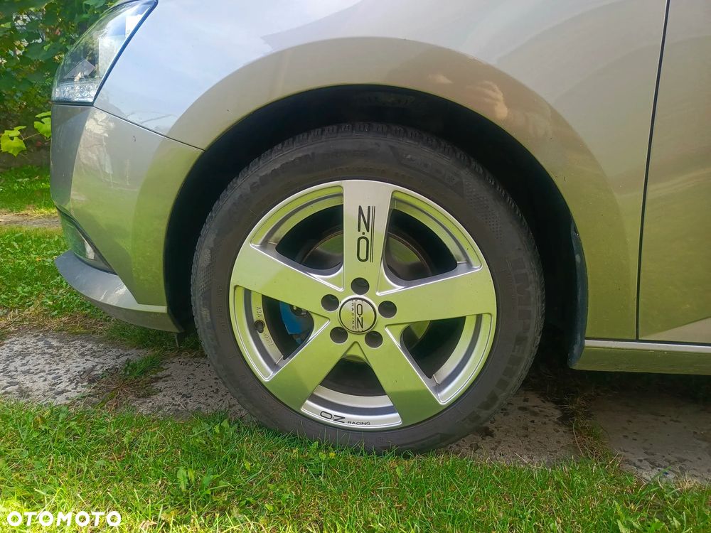 Skoda Fabia 1.0 Ambition - 10