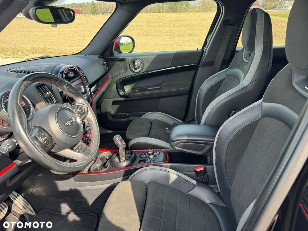 MINI John Cooper Works All4 - 27