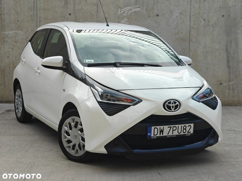 Toyota Aygo x-play - 4
