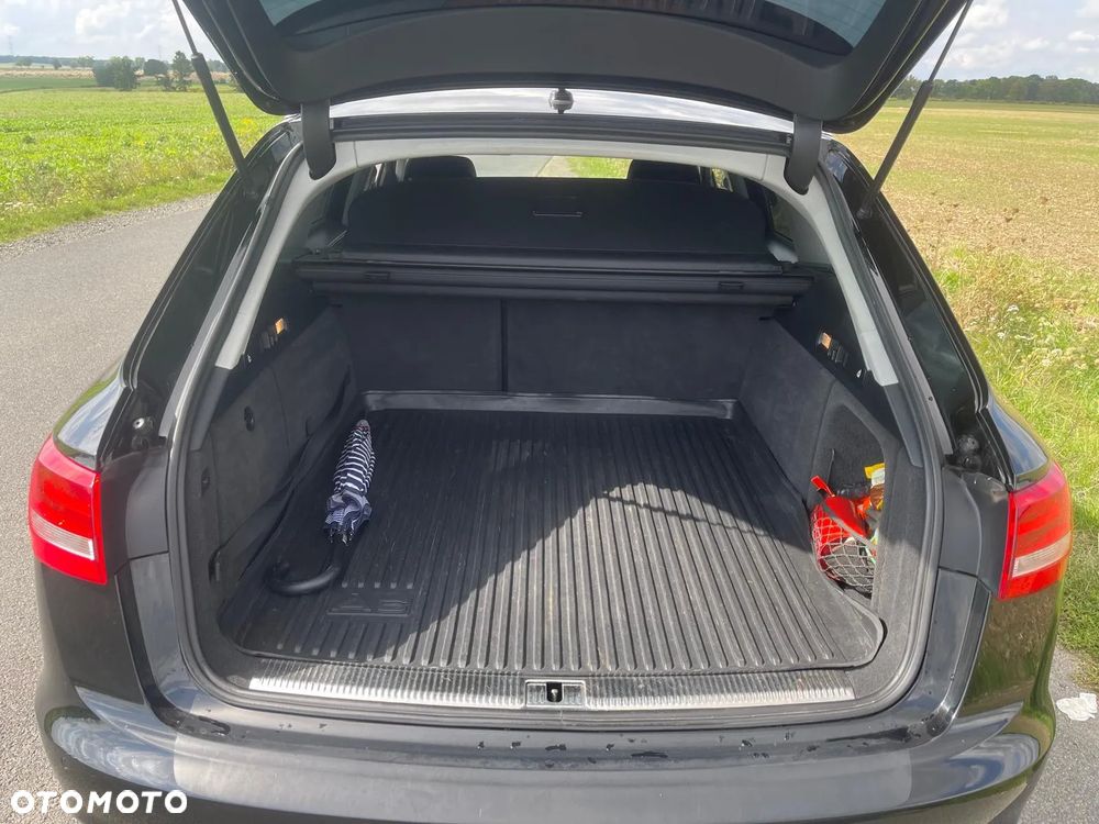 Audi A6 - 6