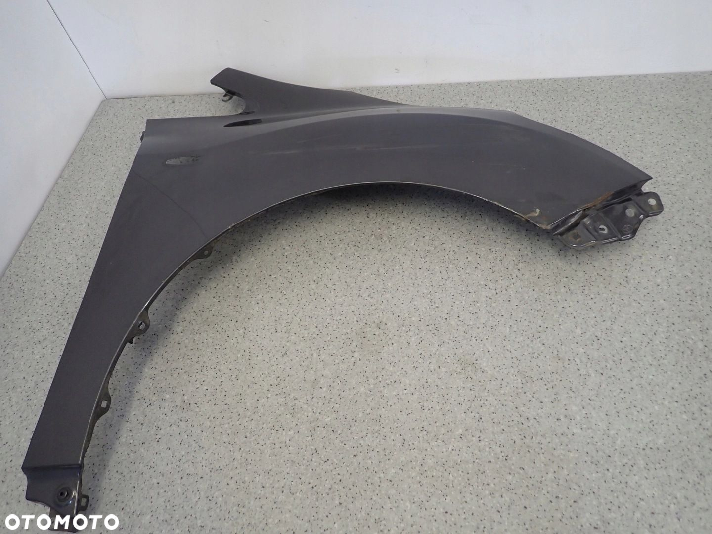 TOYOTA VERSO 09-13 BŁOTNIK PRZEDNI PRAWY 1G3 - 11