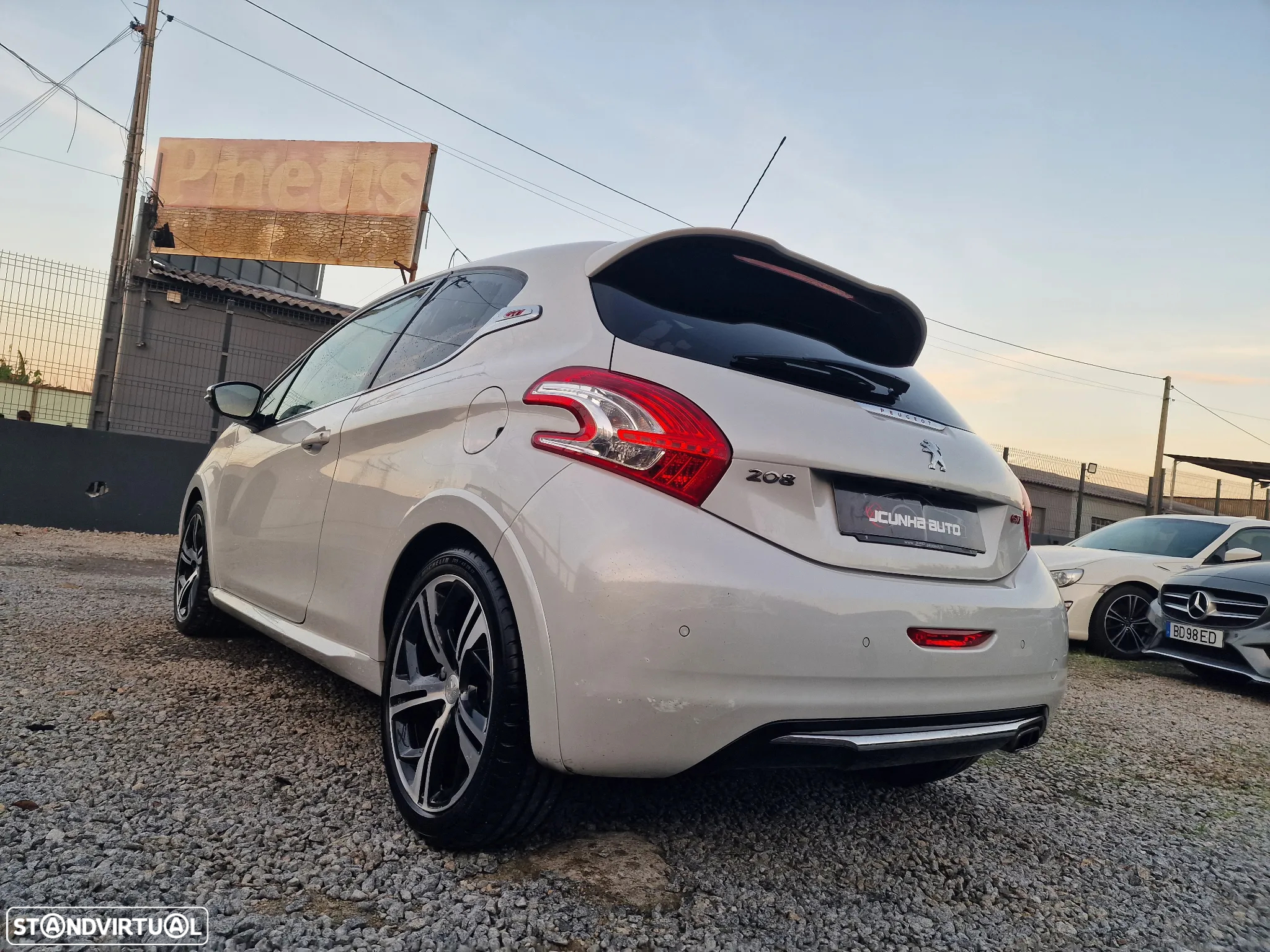 Peugeot 208 1.6 THP GTi Limited Edition - 6