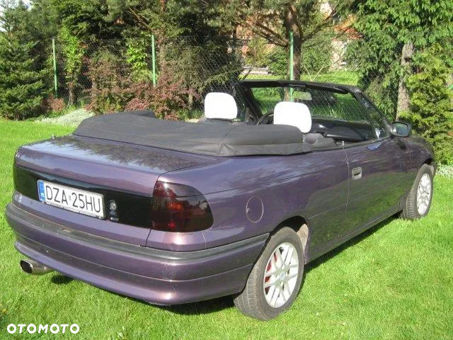 Opel Astra Cabriolet 1.6 - 2