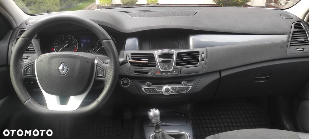 Renault Laguna 2.0 Authentique - 8