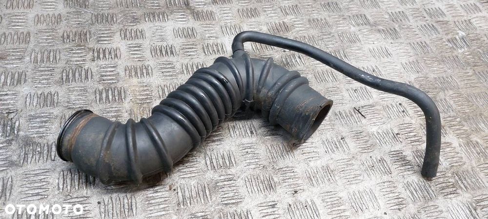 RURA DOLOT POWIETRZA PAJERO I 2.5 TD - 1