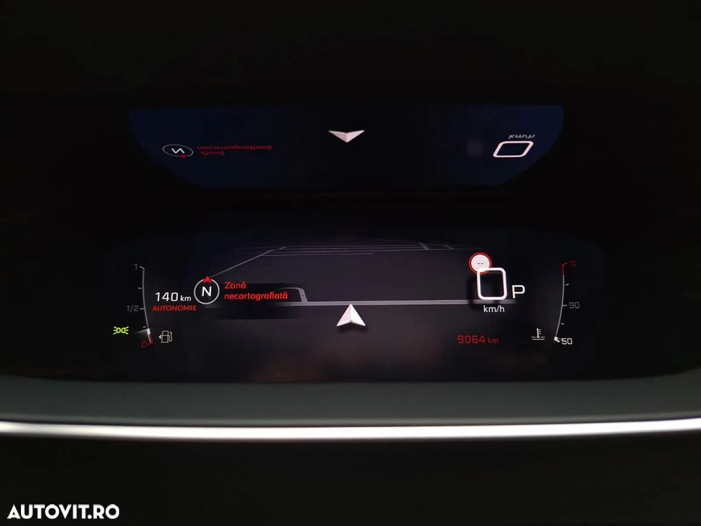 Peugeot 2008 1.5 BlueHDI 130 S&S EAT8 GT - 10