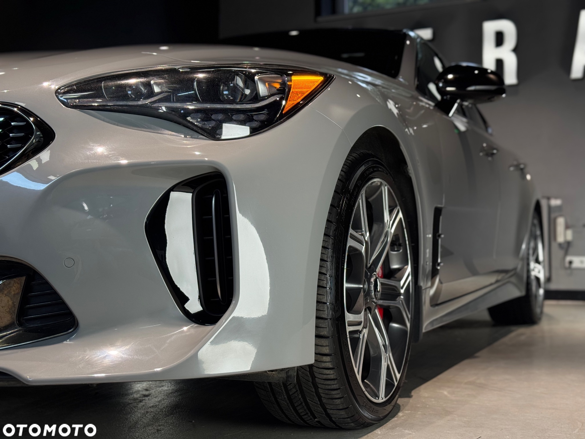Kia Stinger 3.3 T-GDI V6 GT AWD - 10