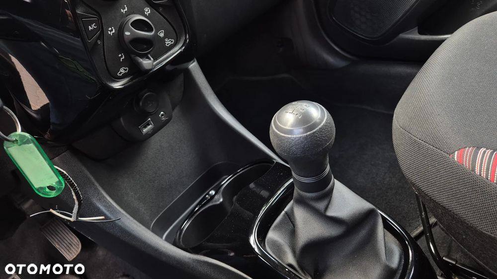 Citroën C1 VTi 72 S&S SHINE - 32